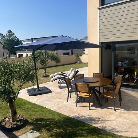 Beach House Gouville-sur-Mer Exterior foto